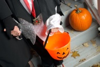 Use these apps to keep your little monsters safe on Halloween